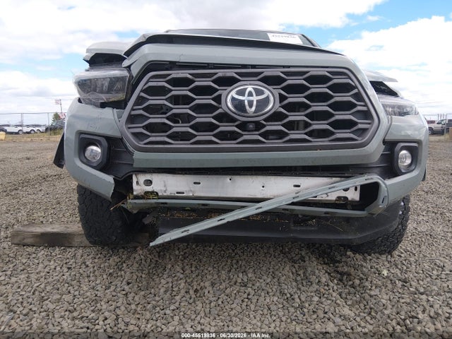 3TYCZ5AN6NT102132 Toyota Tacoma Trd Sport