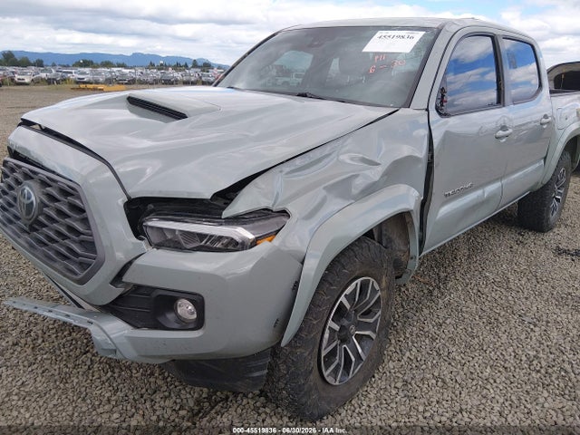 3TYCZ5AN6NT102132 Toyota Tacoma Trd Sport