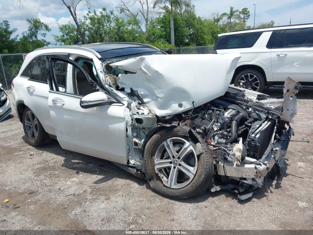 Продаж на аукціоні авто 2020 Mercedes-benz Glc 300, vin: WDC0G8DB9LF738414, номер лоту: 45519837