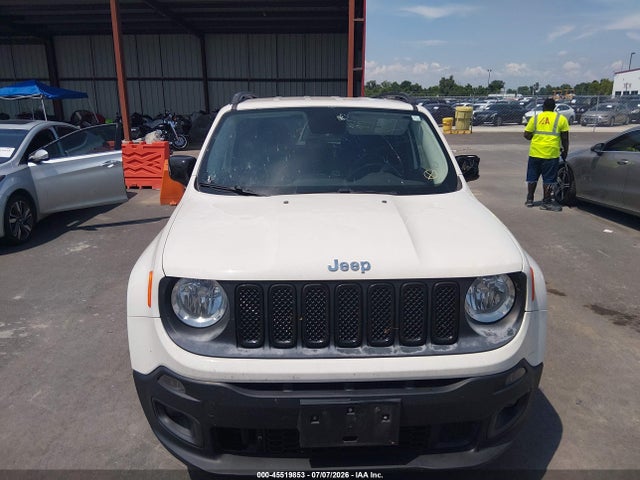 Продаж на аукціоні авто 2017 Jeep Renegade Latitude 4x4, vin: ZACCJBBB8HPG36272, номер лоту: 45519853