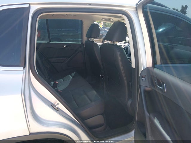 45519860 :رقم المزاد ، WVGRV7AX8HW500912 vin ، 2017 Volkswagen Tiguan 2.0t Wolfsburg Edition مزاد بيع
