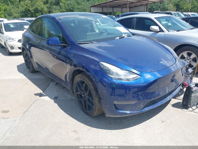 Продажа на аукционе авто 2023 Tesla Model Y Awd/long Range Dual Motor All-wheel Drive, vin: 7SAYGAEE4PF851225, номер лота: 45519880