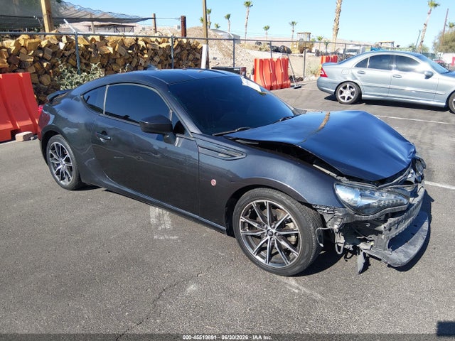 45519891 :رقم المزاد ، JF1ZNAA10H8701405 vin ، 2017 Toyota 86 مزاد بيع