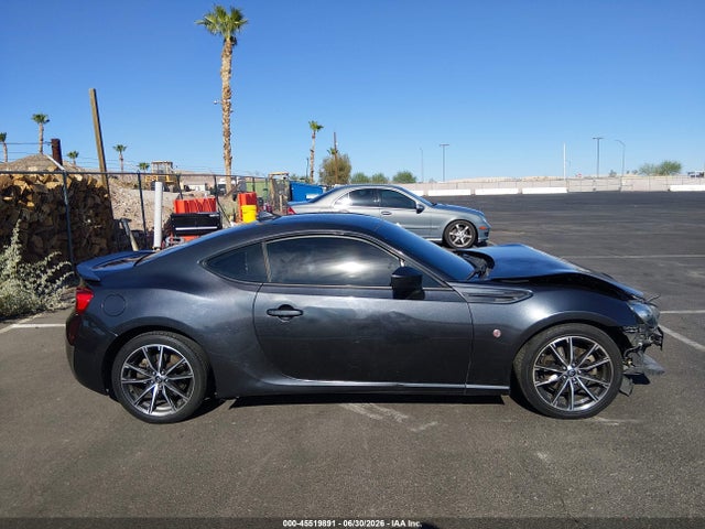 Продажа на аукционе авто 2017 Toyota 86, vin: JF1ZNAA10H8701405, номер лота: 45519891