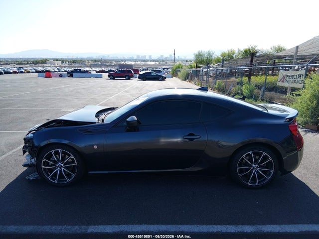 Продажа на аукционе авто 2017 Toyota 86, vin: JF1ZNAA10H8701405, номер лота: 45519891