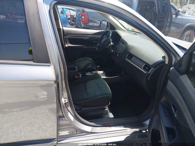 Продаж на аукціоні авто 2017 Mitsubishi Outlander Es, vin: JA4AZ2A36HZ030524, номер лоту: 45519908
