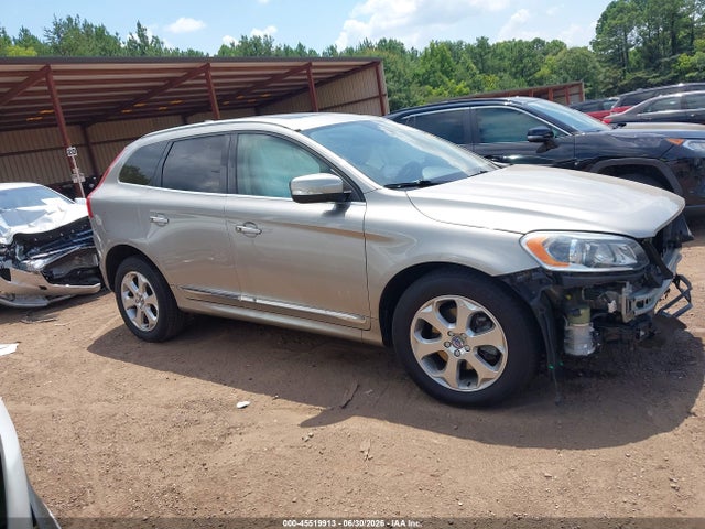 Продажа на аукционе авто 2016 Volvo Xc60 T5 Premier, vin: YV4612RK9G2848820, номер лота: 45519913