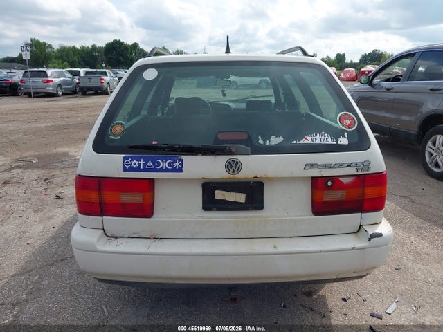 1996 Volkswagen Passat Tdi მანქანა იყიდება აუქციონზე, vin: WVWHG83A2TE248677, აუქციონის ნომერი: 45519969