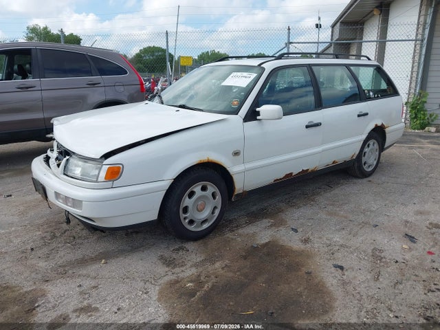 1996 Volkswagen Passat Tdi მანქანა იყიდება აუქციონზე, vin: WVWHG83A2TE248677, აუქციონის ნომერი: 45519969