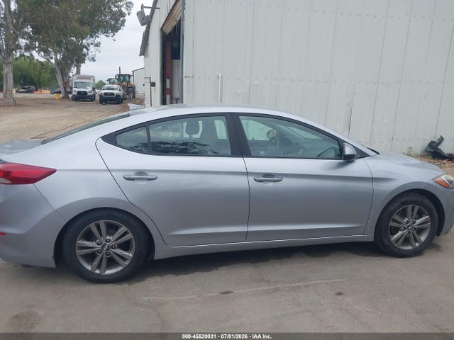 Hyundai ELANTRA SE 2017 5NPD84LF2HH197866 Image 13