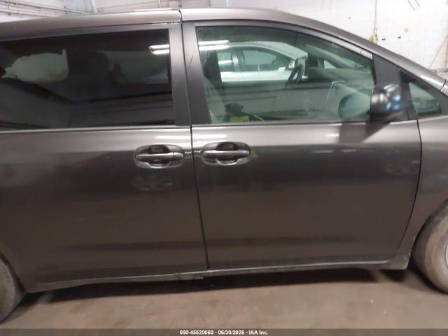 Aukcja sprzedaży 2017 Toyota Sienna L 7 Passenger, vin: 5TDZZ3DCXHS802762, numer aukcji: 45520060