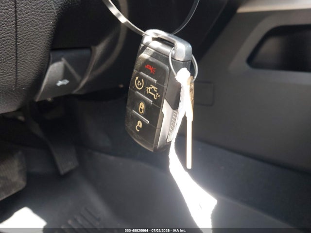 45520064 :رقم المزاد ، 1C6SRFDT9KN518529 vin ، 2019 Ram 1500 Laramie مزاد بيع