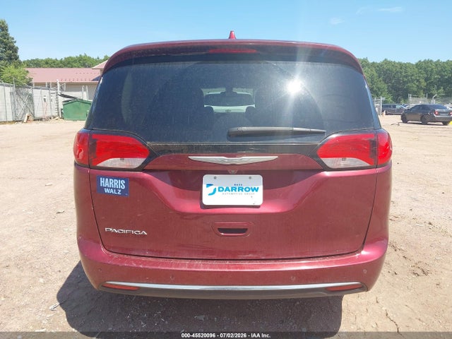 Продажа на аукционе авто 2017 Chrysler Pacifica Touring-l Plus, vin: 2C4RC1EG8HR659343, номер лота: 45520096