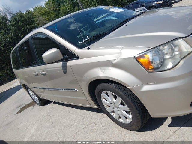 Продажа на аукционе авто 2015 Chrysler Town & Country Touring, vin: 2C4RC1BG5FR620498, номер лота: 45520121