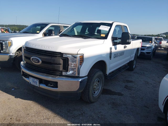 1FT7X2B65JEC48742 Ford F-250 Lariat/xl/xlt