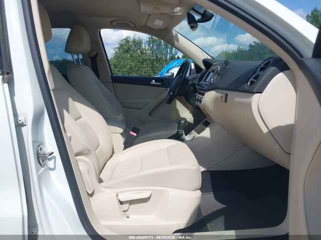 45520173 :رقم المزاد ، WVGAV7AX1GW574359 vin ، 2016 Volkswagen Tiguan S مزاد بيع