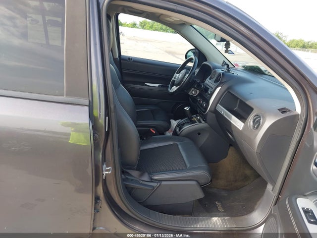 1C4NJDEB5GD759170 Jeep Compass Latitude