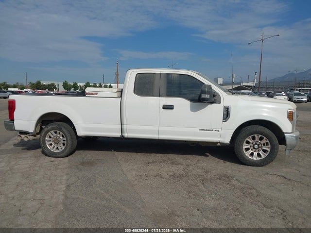 1FT7X2AT0KEF49699 Ford F-250 Lariat/xl/xlt