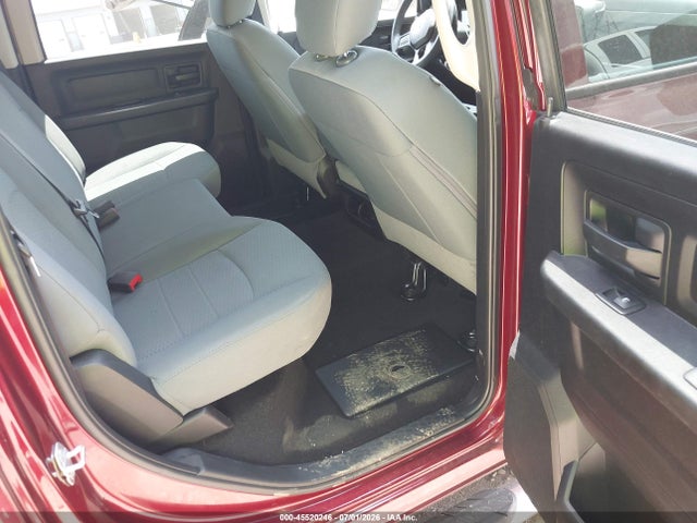 Продажа на аукционе авто 2018 Ram 1500 Express  4x4 5'7 Box, vin: 3C6RR7KG9JG203537, номер лота: 45520246