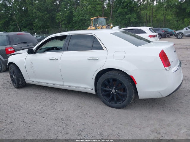 Продаж на аукціоні авто 2015 Chrysler 300c Awd, vin: 2C3CCAKG1FH781916, номер лоту: 45520258