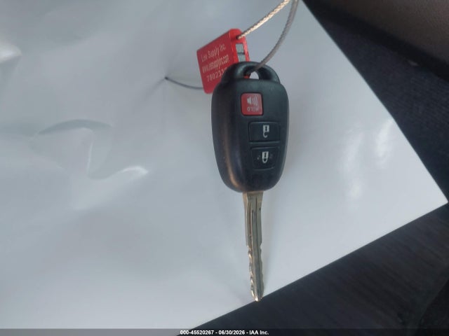 Toyota RAV4 LE 2017 JTMZFREV0HJ127898 Image 11