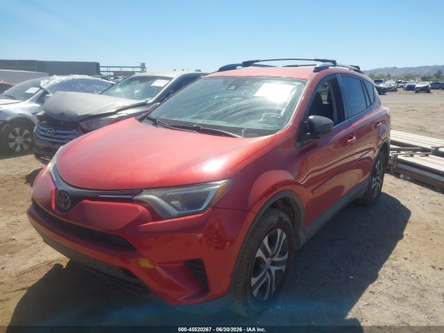 Toyota RAV4 LE 2017 JTMZFREV0HJ127898 Image 2