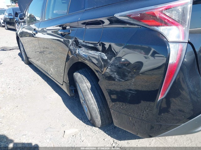 Toyota Prius Two 2017 JTDKBRFU1H3553266 Image 6