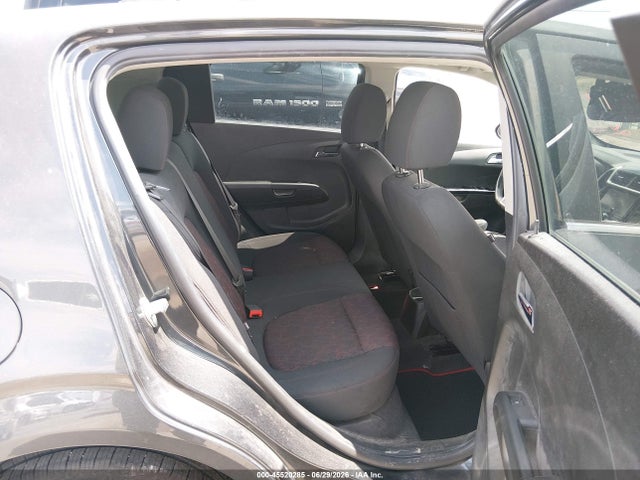 1G1JD6SH1H4177815 Chevrolet Sonic Lt Auto