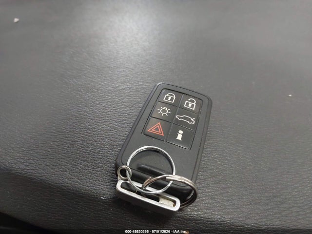 Продажа на аукционе авто 2012 Volvo S60 T5, vin: YV1622FS2C2106817, номер лота: 45520295