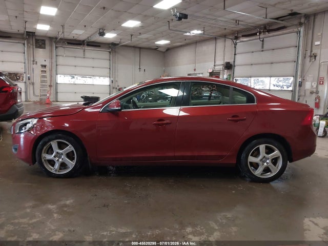 Продажа на аукционе авто 2012 Volvo S60 T5, vin: YV1622FS2C2106817, номер лота: 45520295
