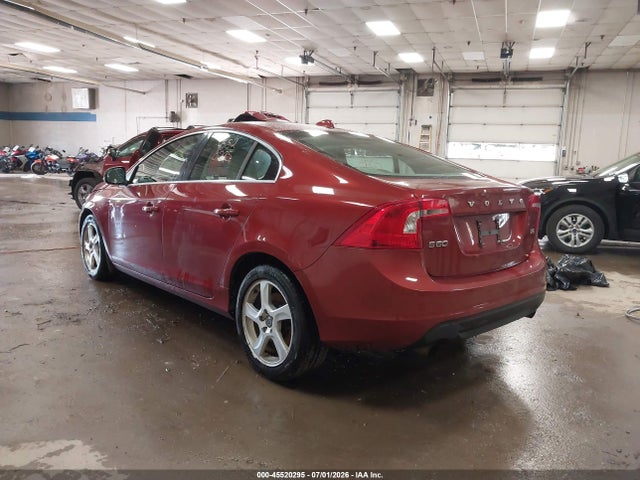 Продажа на аукционе авто 2012 Volvo S60 T5, vin: YV1622FS2C2106817, номер лота: 45520295