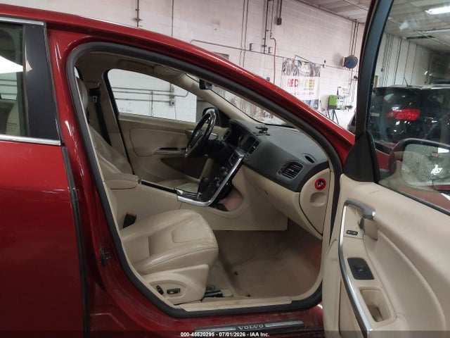 Продажа на аукционе авто 2012 Volvo S60 T5, vin: YV1622FS2C2106817, номер лота: 45520295