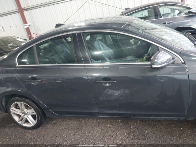 Aukcja sprzedaży 2015 Volvo S60 T5 Platinum, vin: YV140MFM5F2355532, numer aukcji: 45520298