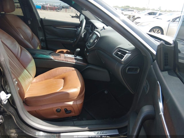 2014 Maserati Ghibli S Q4 მანქანა იყიდება აუქციონზე, vin: ZAM57RTA5E1095324, აუქციონის ნომერი: 45520323