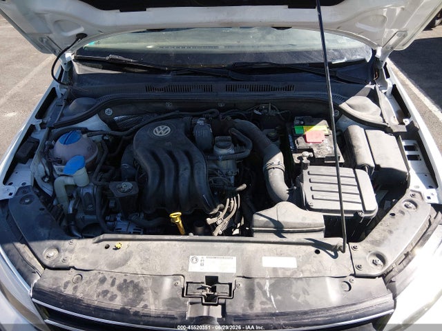 3VW2K7AJ8FM285942 Volkswagen Jetta 2.0l S