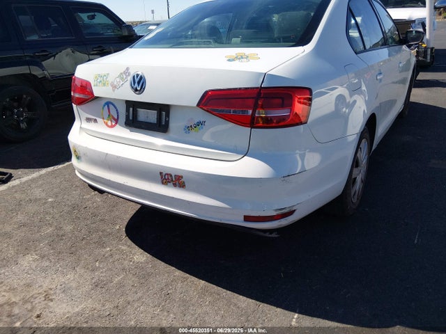 3VW2K7AJ8FM285942 Volkswagen Jetta 2.0l S