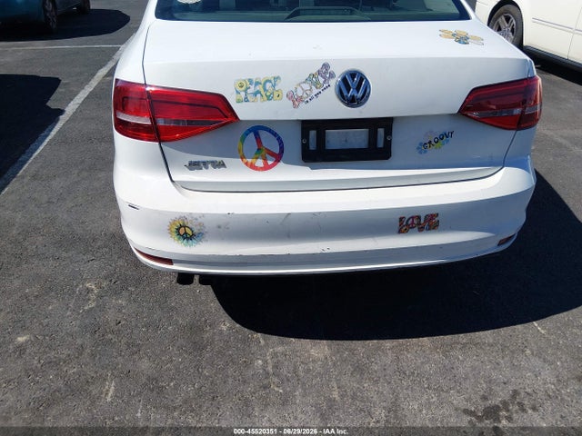 3VW2K7AJ8FM285942 Volkswagen Jetta 2.0l S
