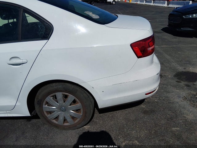 3VW2K7AJ8FM285942 Volkswagen Jetta 2.0l S
