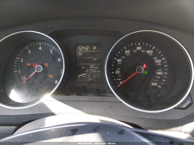 3VW2K7AJ8FM285942 Volkswagen Jetta 2.0l S