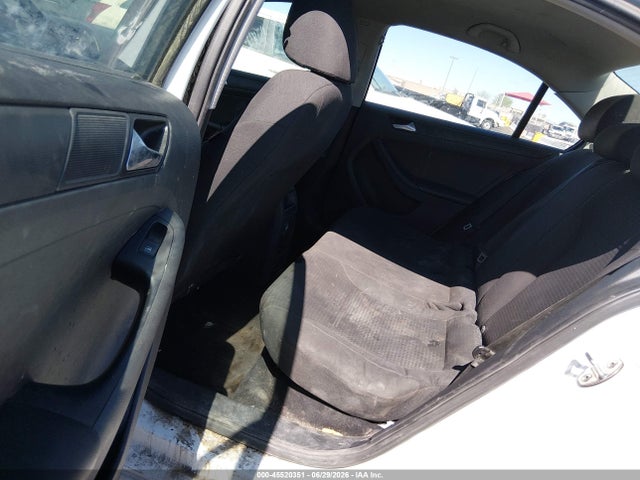 3VW2K7AJ8FM285942 Volkswagen Jetta 2.0l S