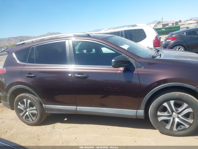 Toyota RAV4 LE 2017 2T3ZFREVXHW378722 Image 13