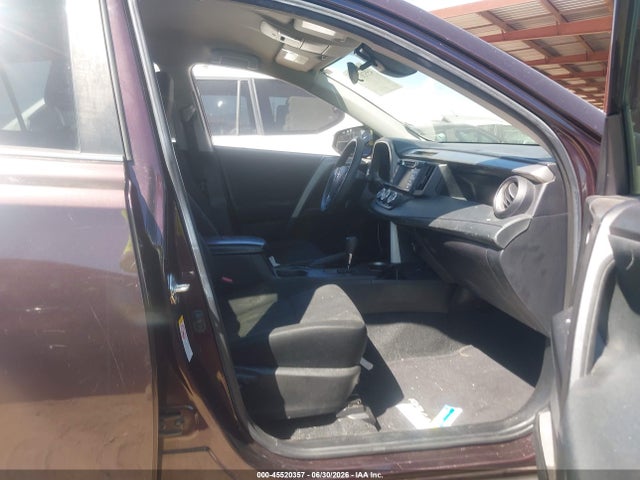Toyota RAV4 LE 2017 2T3ZFREVXHW378722 Image 5