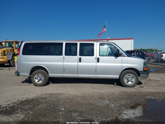 Chevrolet Express 3500 Lt 2017 1GAZGPFG2H1301688 Image 18