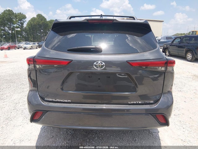 Toyota Highlander Limited 2023 5TDKDRBH0PS024004 Image 16