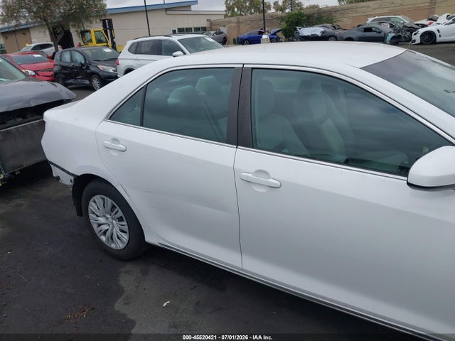 Toyota CAMRY LE 2014 4T1BF1FK2EU850469 Image 18