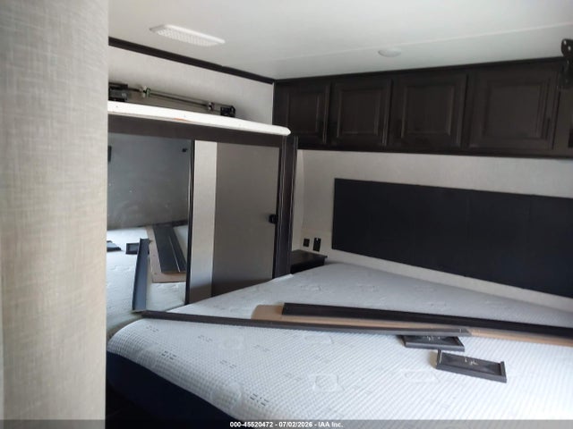 Highland Ridge Camping Trailer 2023 58TCM0BV8P3BE3081 Image 8