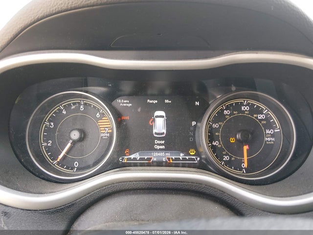 2017 Jeep Cherokee Trailhawk მანქანა იყიდება აუქციონზე, vin: 1C4PJMBB1HD237523, აუქციონის ნომერი: 45520478
