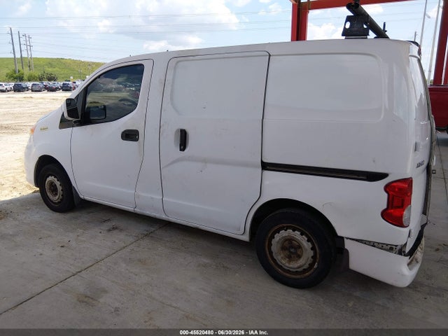 2015 Nissan Nv200 Sv მანქანა იყიდება აუქციონზე, vin: 3N6CM0KN3FK716934, აუქციონის ნომერი: 45520480