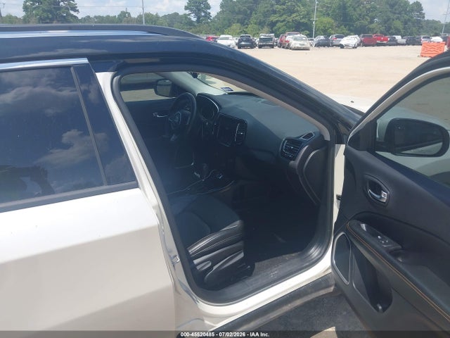 3C4NJCCB3JT361664 Jeep Compass Limited Fwd