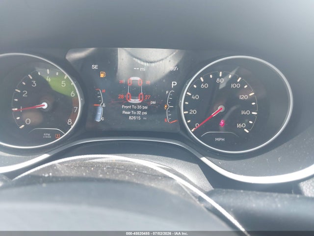 3C4NJCCB3JT361664 Jeep Compass Limited Fwd